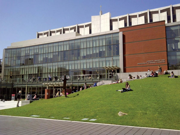 Seattle_University_pic0